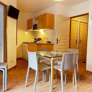 Appartement Le Hameau Spa&piscine 2 Pieces 6pers By Alpvision Residences, Orelle